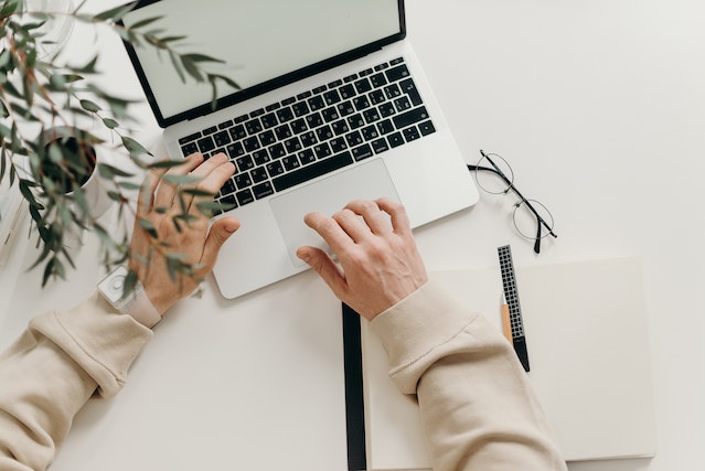 Pouvez-vous assurer un ordinateur portable?